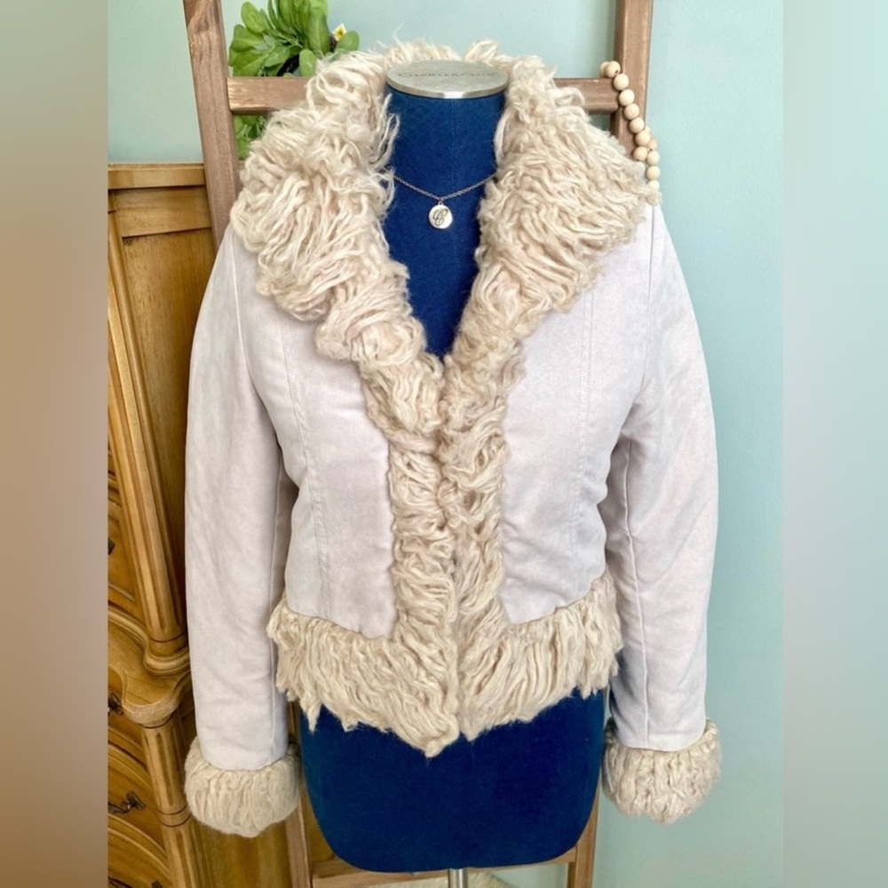 H&M Divided Faux Fur Trim Jacket Coat Cream Beige
Penny Lane Size X-Small NWT - Picture 5 of 5